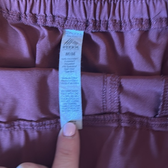 RBX SHORTS MAROON CRANBERRY - Picture 2 of 2